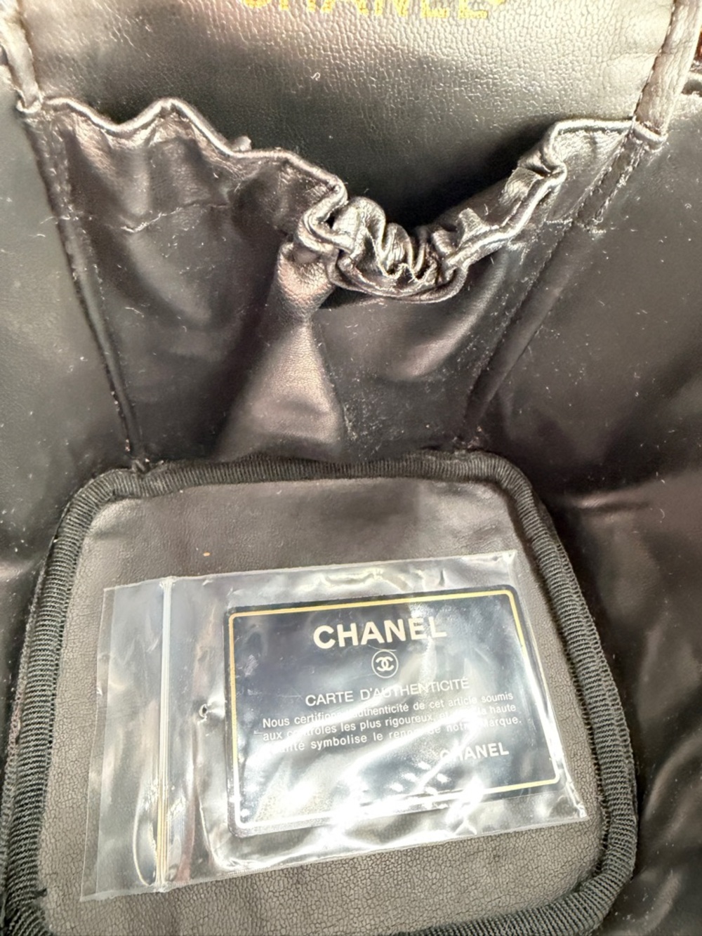 Vintage CHANEL Lambskin CC Logo Vanity Cosmetic Bag Handbag Black Gold with Card - Picture 11 of 16